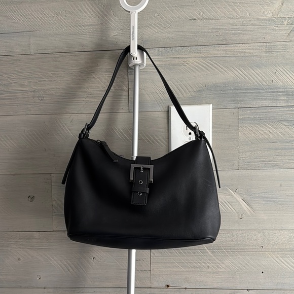 Simply Vera Vera Wang Black Shoulder Bag with Silver Buckle